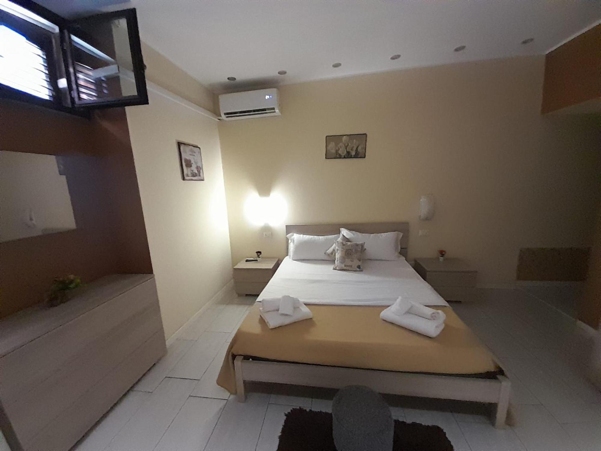 Primo Hotel Catania-Fontanarossai nemzetközi repülőtér Szoba fotó